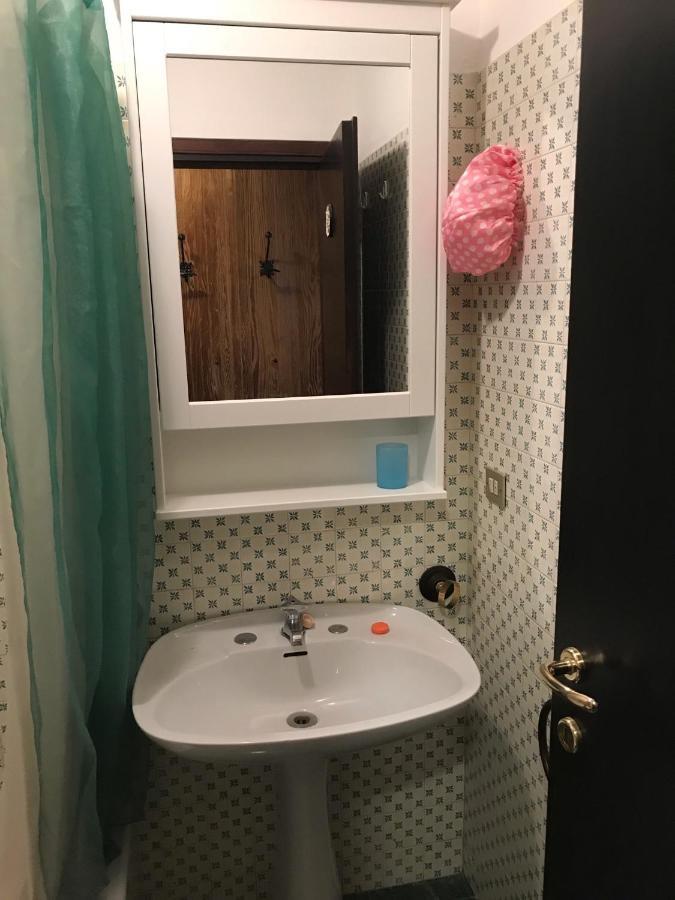 Апартаменти Manu Happy House Брей-Червінія Екстер'єр фото